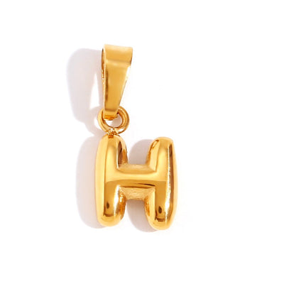 Collier avec lettre en bulle