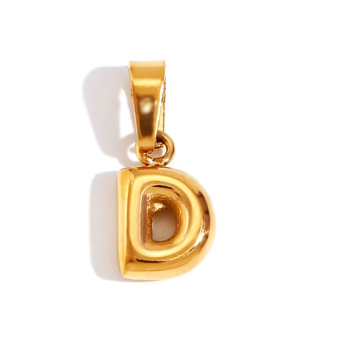 Collier avec lettre en bulle