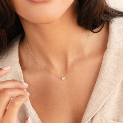 Collier délicat en cristal rond