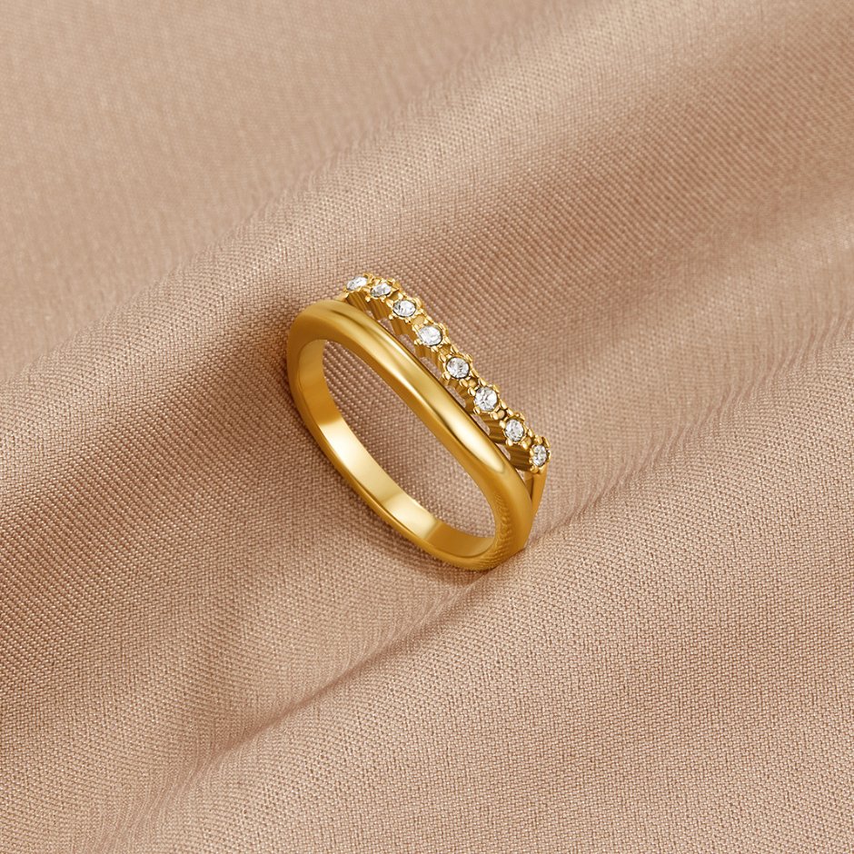 Bague à couches avec cristaux blancs Marissa