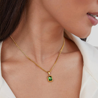 Collier avec pendentif en cristal vert Monet